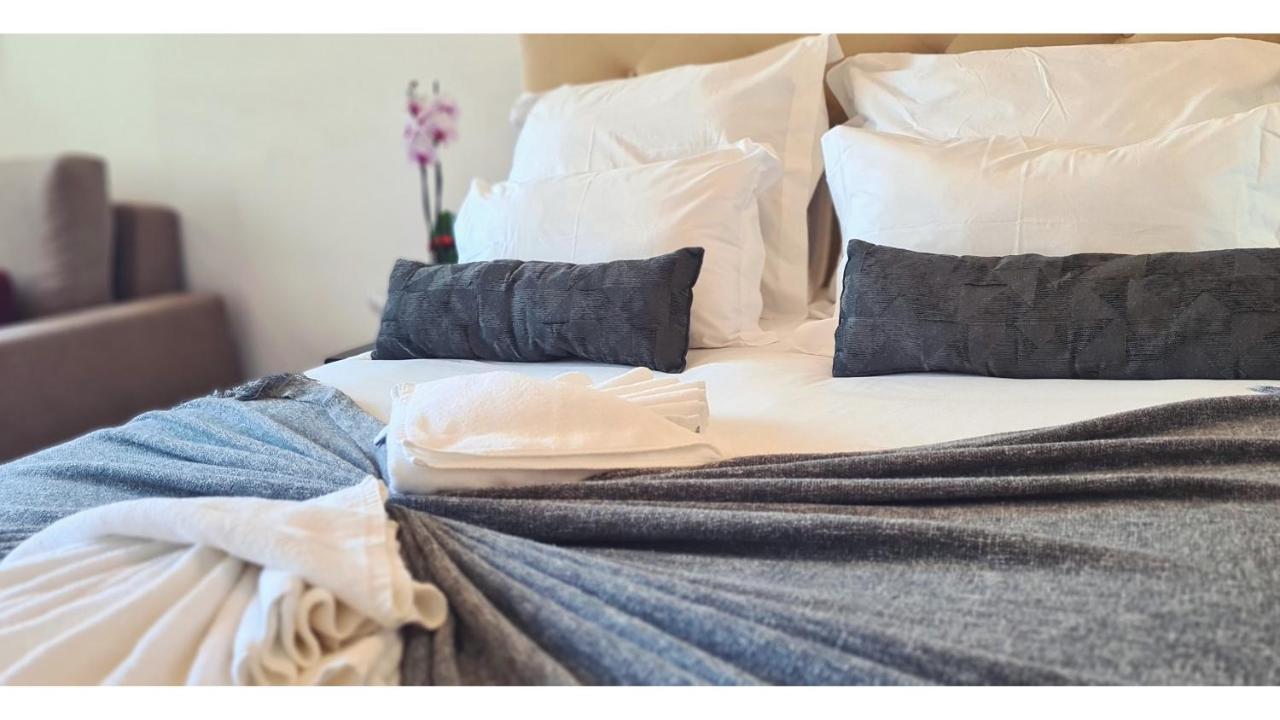 Rentalist Apartaments- Santa Catarina 波尔图 外观 照片